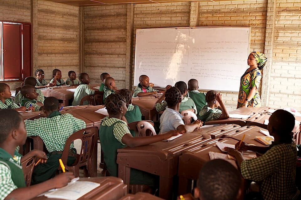 Instructor teaching a small group of learners